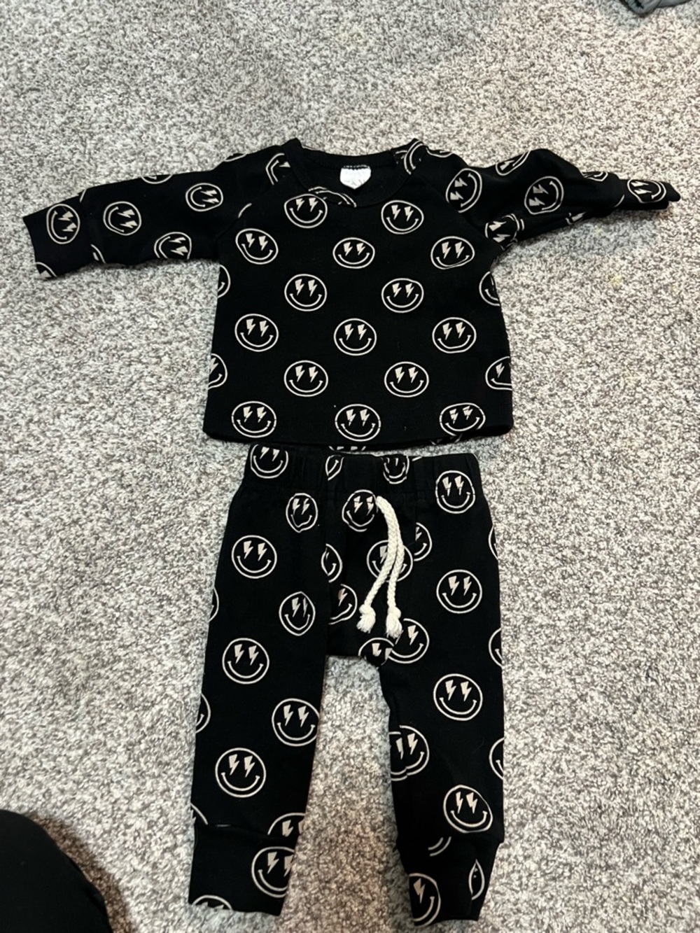 Kids Black Smiley Face Set - Soft Two-Piece daywear